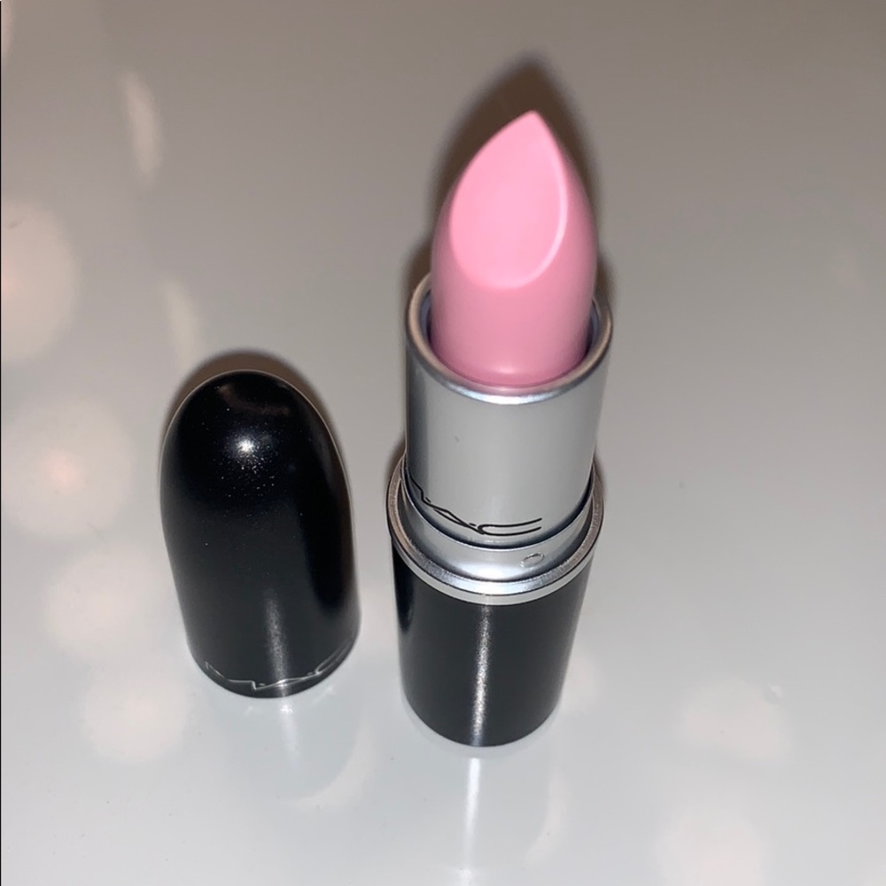 Nude pink MAC lipstick